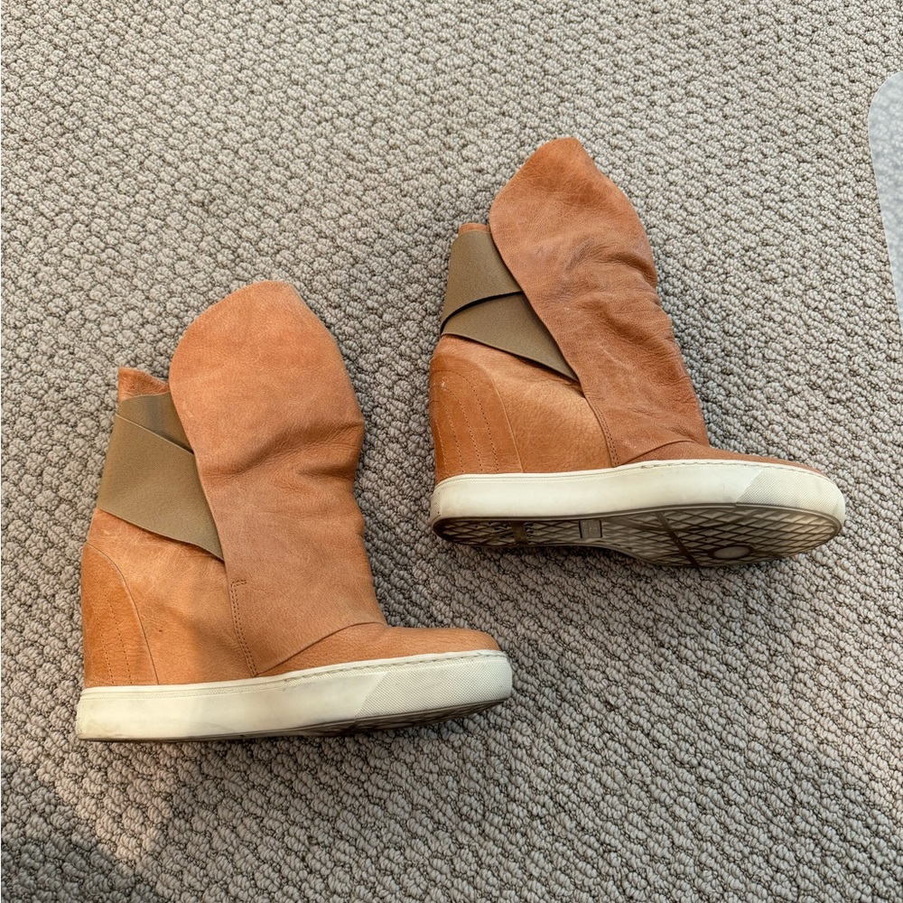 Frankie Segal vintage wedge high tops